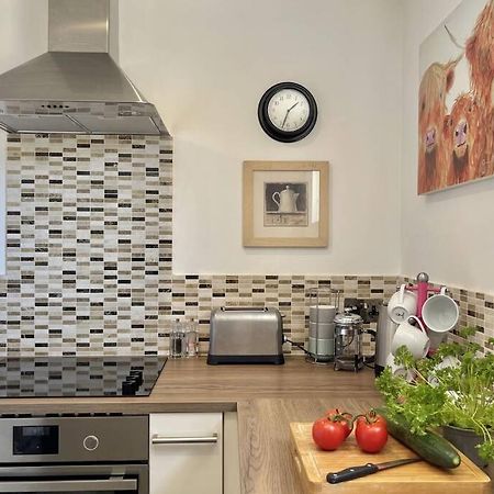 Lavender Apartment - Spacious Apartment Close To The Beach Deal Eksteriør bilde