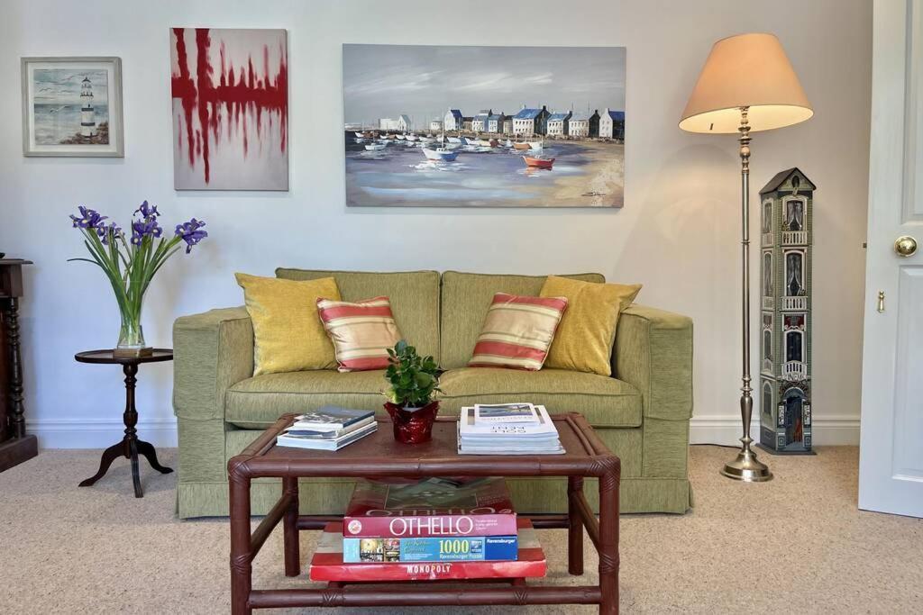 Lavender Apartment - Spacious Apartment Close To The Beach Deal Eksteriør bilde